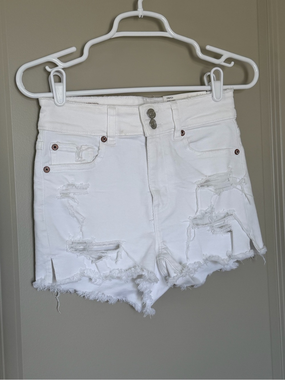 American Eagle Outfitters Size 2 White Distressed High-Rise Jean Shorts